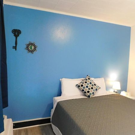 Spruce Pine Inn Экстерьер фото